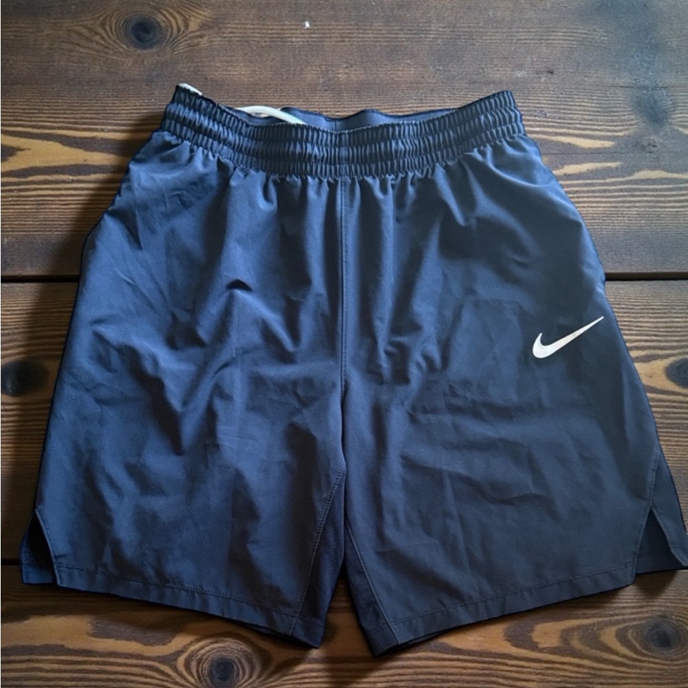 Nike Men's Black Athletic Shorts Large